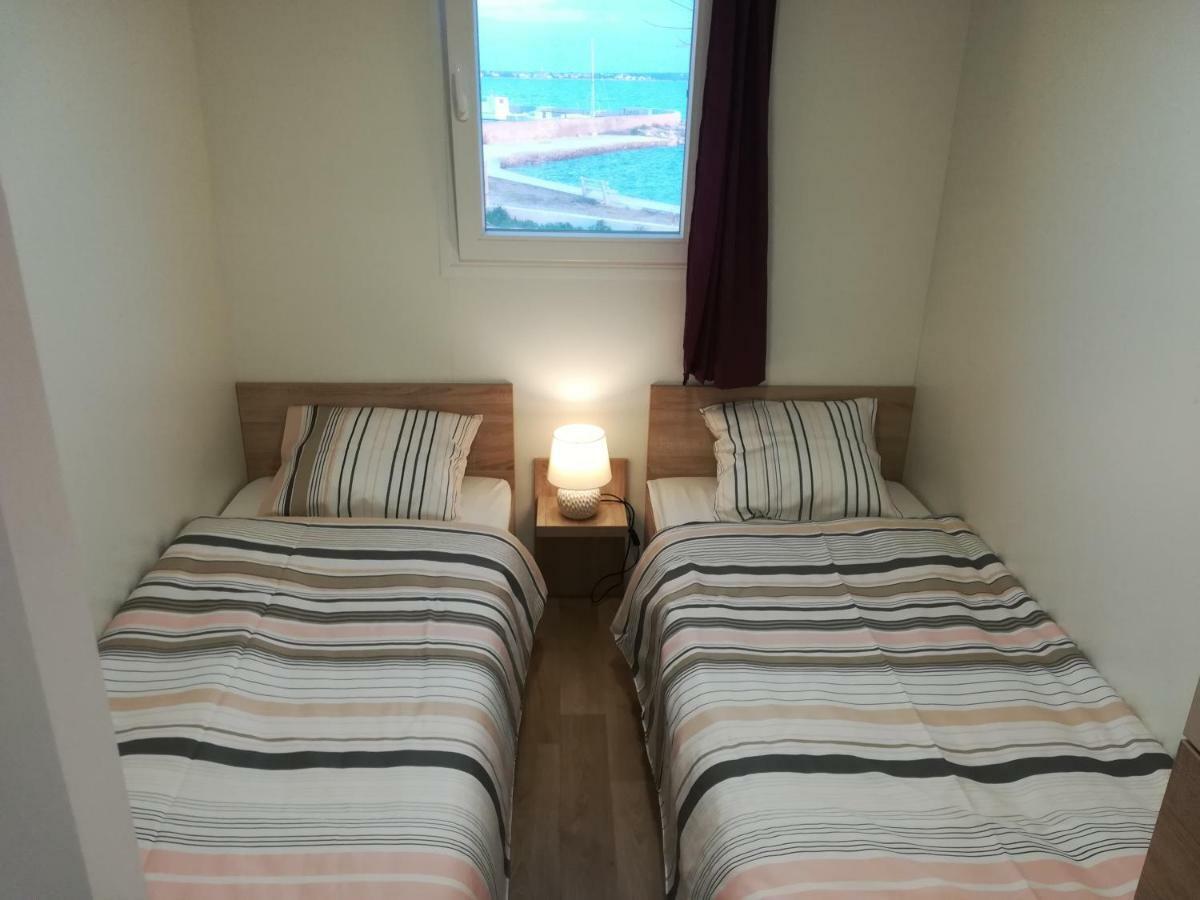 Holiday Home Happiness Privlaka  Esterno foto