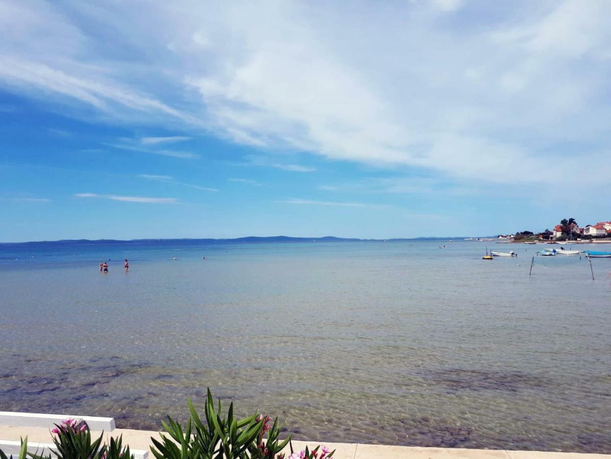 Holiday Home Happiness Privlaka  Esterno foto
