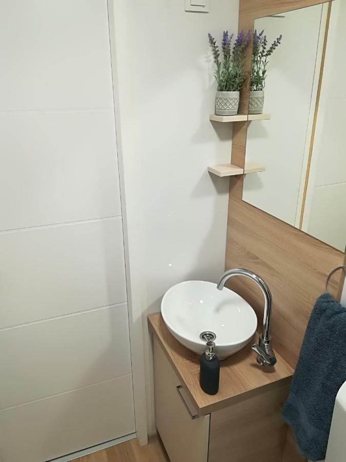 Holiday Home Happiness Privlaka  Esterno foto